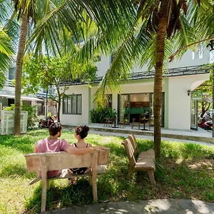 Lacasa , Hoi An Vietnam