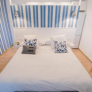 Estudio En Zona Centro De , Granada España