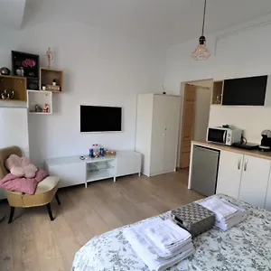 Lovely City Center - Free Minibar , Bucarest Rumanía